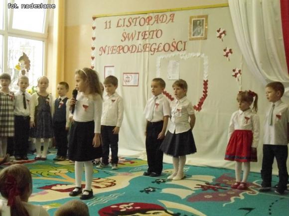 Maluchy uczciły odzyskanie niepodległości