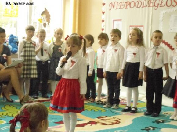 Maluchy uczciły odzyskanie niepodległości