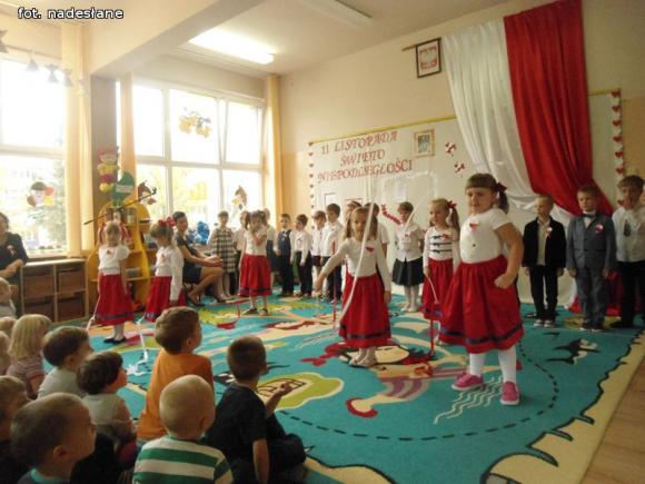 Maluchy uczciły odzyskanie niepodległości