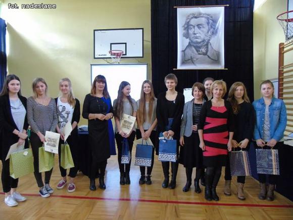 Najwięcej o Mickiewiczu wiedzą uczniowie Gimnazjum nr 2 w Kutnie