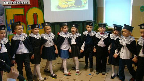 Jubileusz 50-lecia Szkoły Podstawowej im. Kornela Makuszyńskiego w Strzegocinie