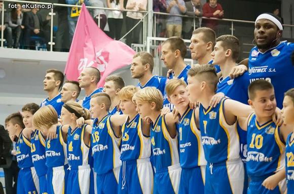 Dwa punkty przesądziły o przegranej drużyny z Kutna