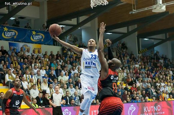 Dwa punkty przesądziły o przegranej drużyny z Kutna