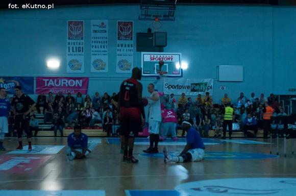 Dwa punkty przesądziły o przegranej drużyny z Kutna