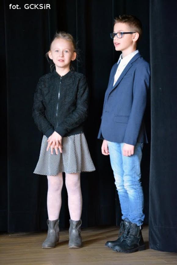 Dwie Julie wygrały I Konkurs Wokalny Wiersze wyśpiewane w Krośniewicach