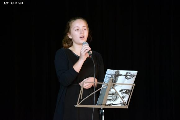 Dwie Julie wygrały I Konkurs Wokalny Wiersze wyśpiewane w Krośniewicach