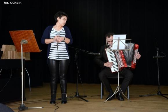 Dwie Julie wygrały I Konkurs Wokalny Wiersze wyśpiewane w Krośniewicach