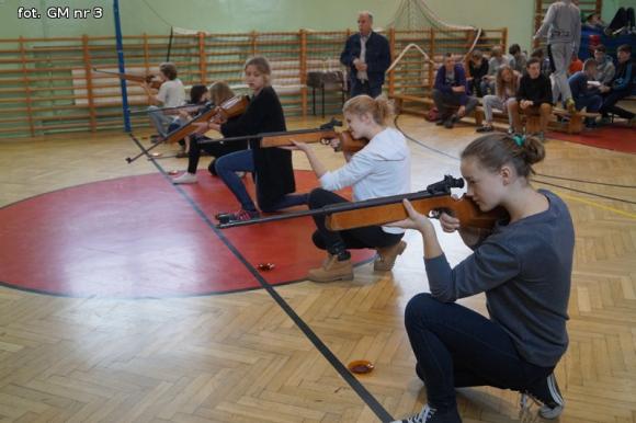 Zawody strzeleckie w Trójce