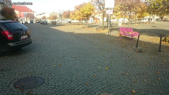 Miejskie obrazki. Brudna jesień w Kutnie w pełni