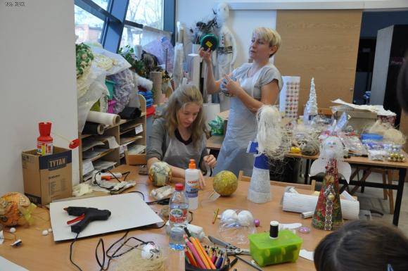 Rodzinne warsztaty świąteczne w domu kultury