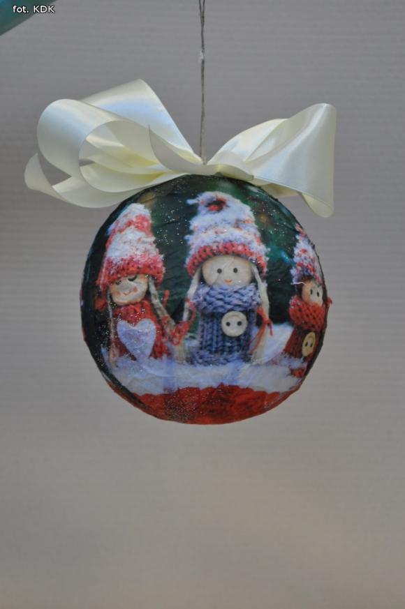 Rodzinne warsztaty świąteczne w domu kultury