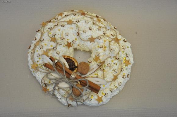 Rodzinne warsztaty świąteczne w domu kultury