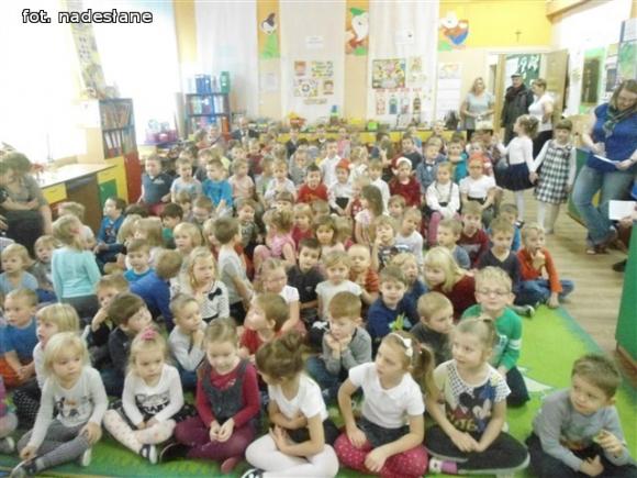 Świąteczne kolędowanie w Bajce