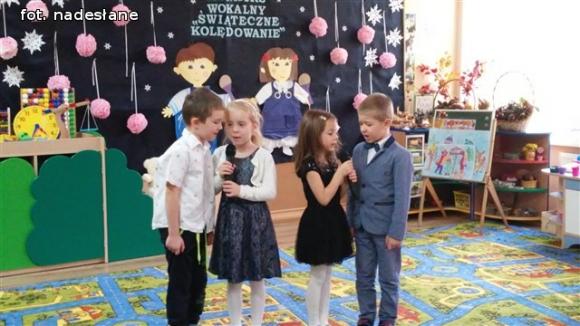 Świąteczne kolędowanie w Bajce