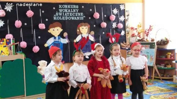 Świąteczne kolędowanie w Bajce