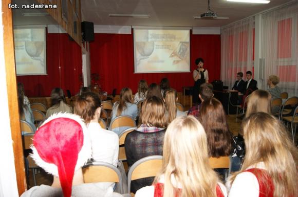 Mikołajkowe zmagania ortograficzne w ZS nr 1