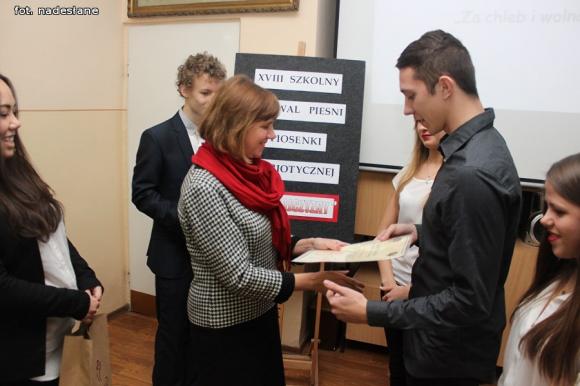 Długa tradycja patriotycznego śpiewania