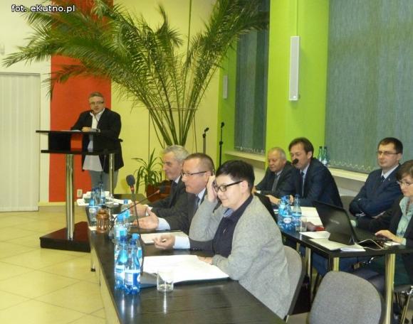 Kutnowska szlachta i rekord świata. Radni rozmawiali o szpitalu