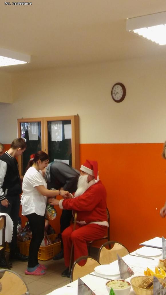 Pierwsze Spotkanie Bożonarodzeniowe w nowej siedzibie Młodzieżowego Ośrodka Socjoterapii