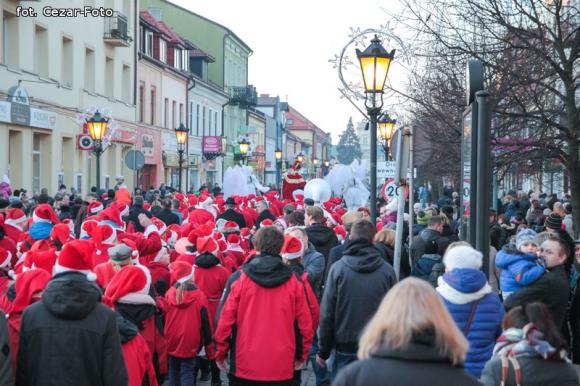 Gwiazda Zbawcę im ogłasza, Nadzieją się cieszą. Wigilia pod Ratuszem