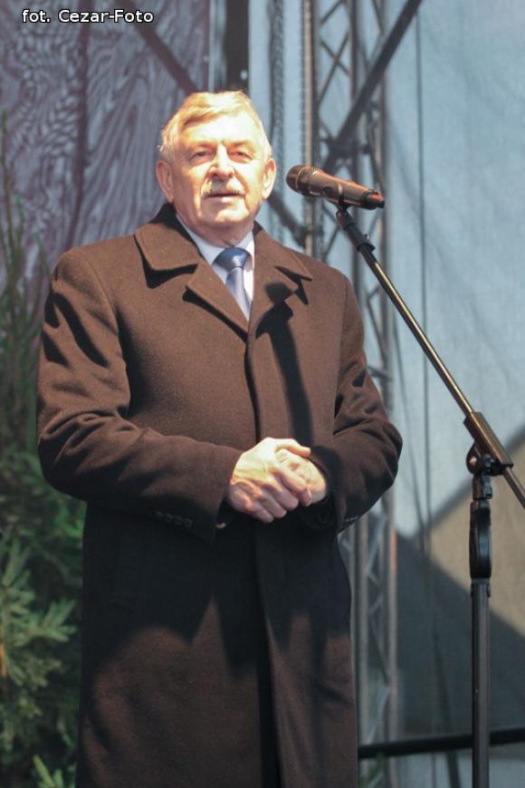 Gwiazda Zbawcę im ogłasza, Nadzieją się cieszą. Wigilia pod Ratuszem