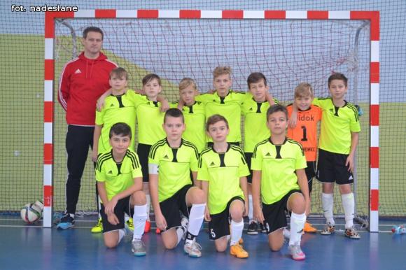 Gwiazdkowy Turniej Halowej Piłki Nożnej w Bedlnie