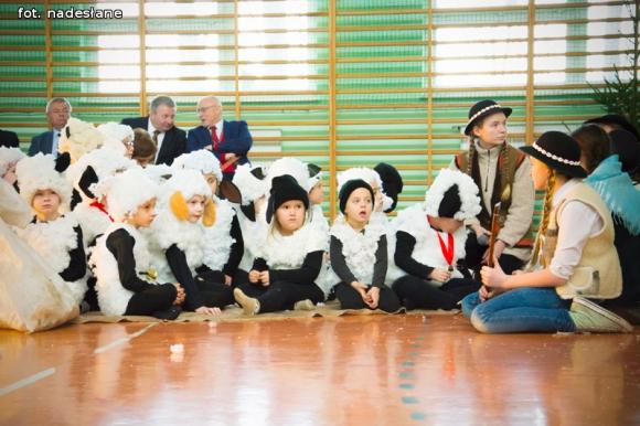 Wyjątkowe Jasełka w Zespole Szkół w Gołębiewku