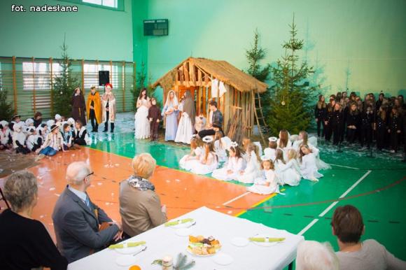 Wyjątkowe Jasełka w Zespole Szkół w Gołębiewku
