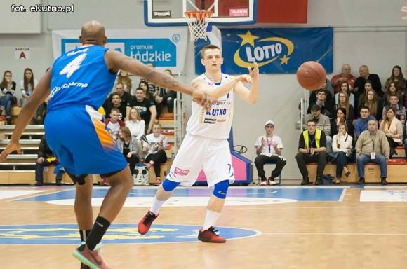 Polfarmex wygrywa z Polpharmą