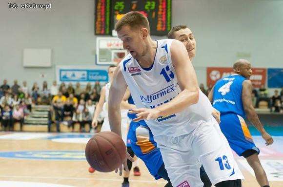 Polfarmex wygrywa z Polpharmą