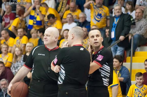 Polfarmex wygrywa z Polpharmą