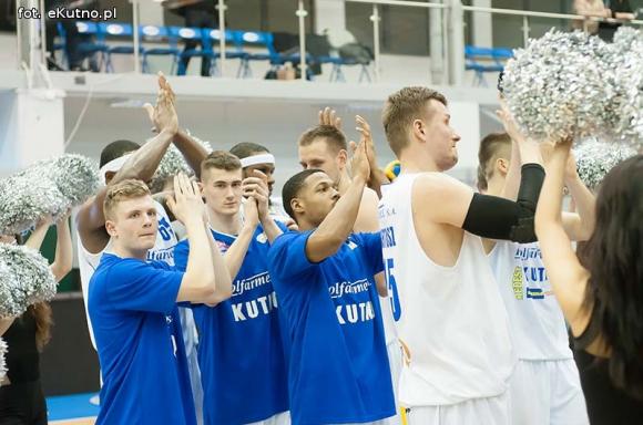 Polfarmex wygrywa z Polpharmą