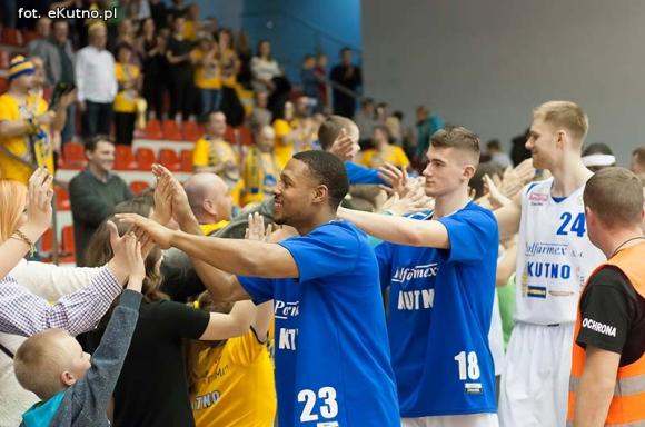 Polfarmex wygrywa z Polpharmą