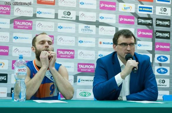 Polfarmex wygrywa z Polpharmą