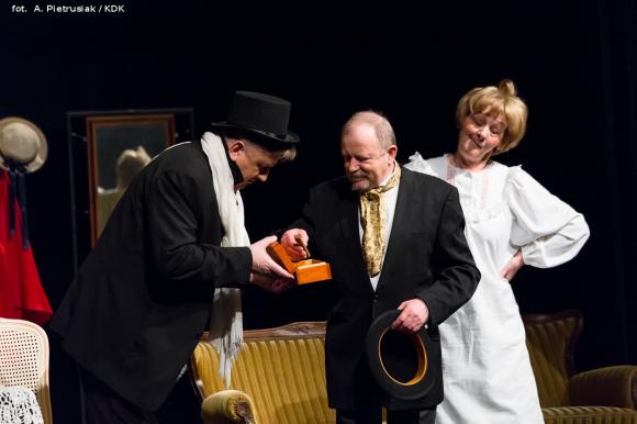 Udana fuzja teatralna. Gromkie brawa dla kutnowskich aktorów