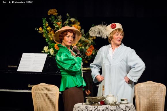 Udana fuzja teatralna. Gromkie brawa dla kutnowskich aktorów