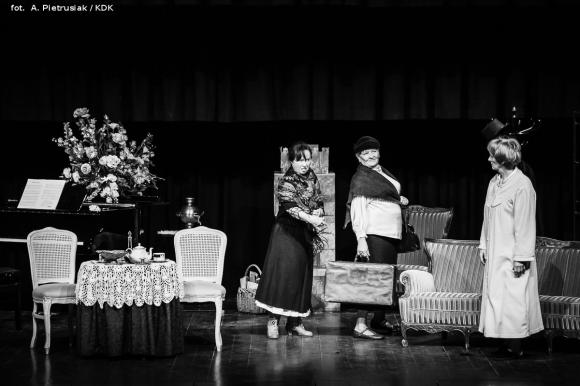 Udana fuzja teatralna. Gromkie brawa dla kutnowskich aktorów