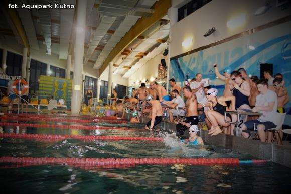 III Nocny Maraton Pływacki. Rekord kutnowskiej Otyliady w Aquaparku Kutno