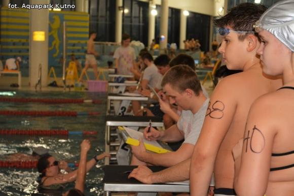 III Nocny Maraton Pływacki. Rekord kutnowskiej Otyliady w Aquaparku Kutno