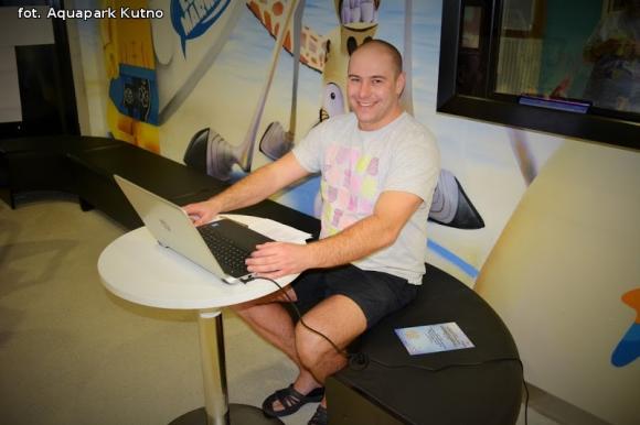 III Nocny Maraton Pływacki. Rekord kutnowskiej Otyliady w Aquaparku Kutno