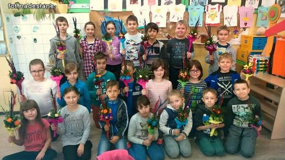 Powstały palmy wielkanocne w kutnowskich szkołach