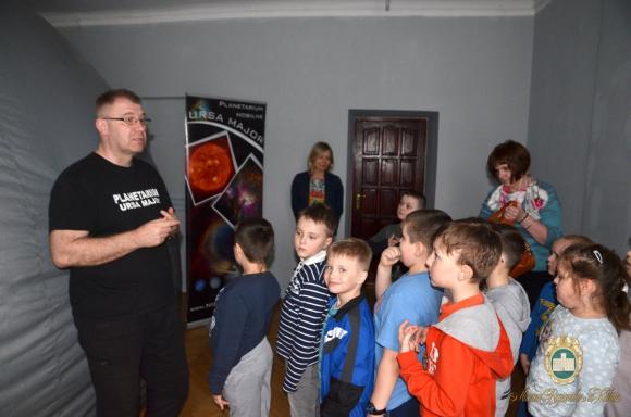 Mobilne planetarium w Muzeum