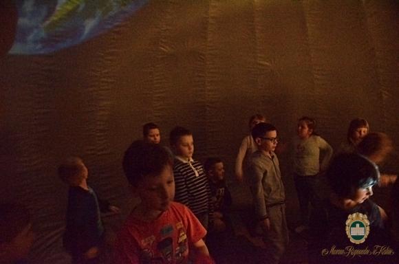 Mobilne planetarium w Muzeum