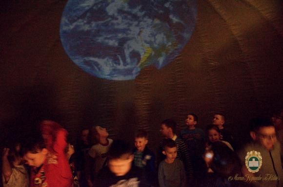 Mobilne planetarium w Muzeum