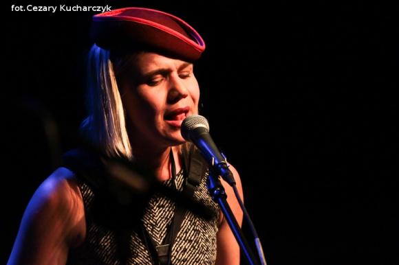 Bo biały murzyn ma czarne ręce/Mało zarabia, pracuje więcej. Czesław Mozil w Kutnie