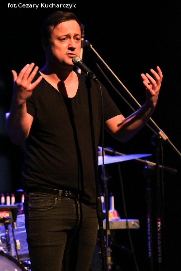 Bo biały murzyn ma czarne ręce/Mało zarabia, pracuje więcej. Czesław Mozil w Kutnie