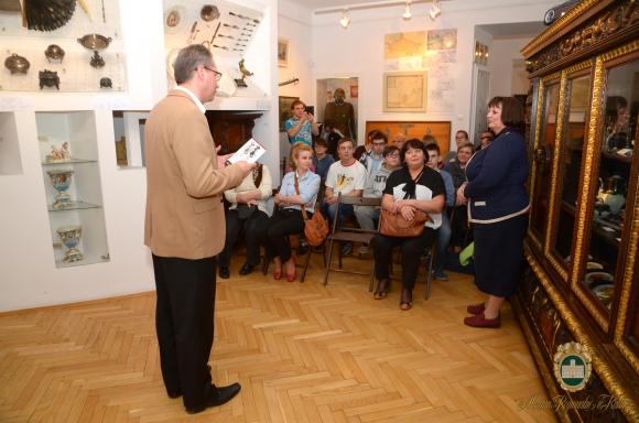 Nowa wystawa w kutnowskim muzeum - Indonezja. Mozaika tradycji i kultur