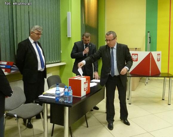 Krzysztof Debich pozostaje na stanowisku starosty