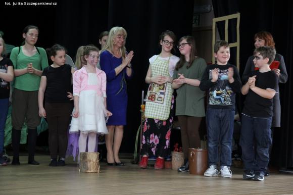 Bajkowa premiera i rozdanie nagród laureatom konkursu plastycznego w Krośniewicach