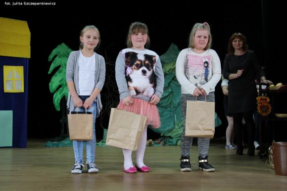 Bajkowa premiera i rozdanie nagród laureatom konkursu plastycznego w Krośniewicach